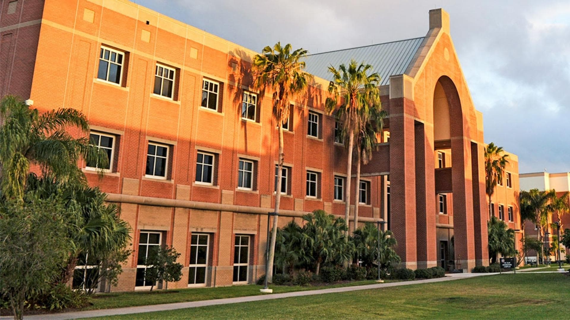 course-image