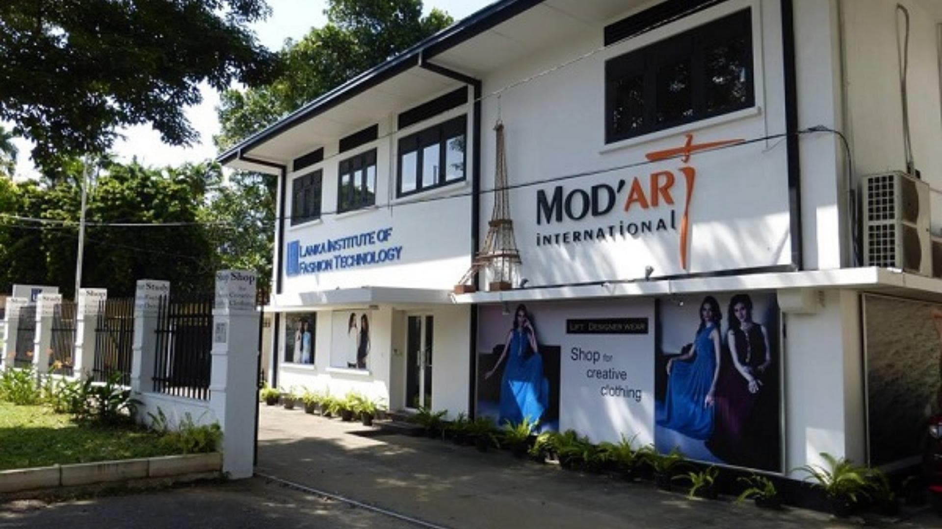 course-image
