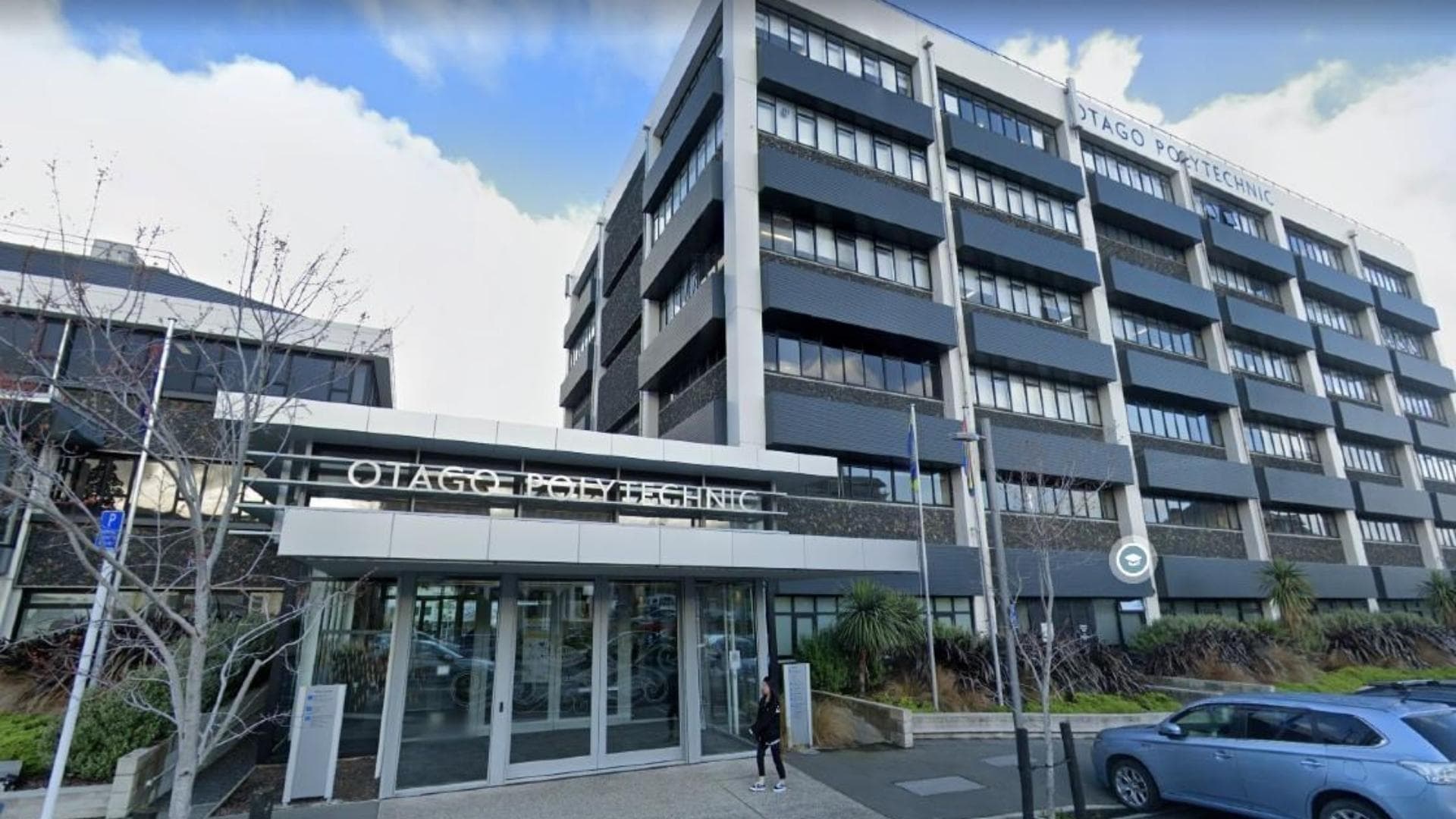 course-image