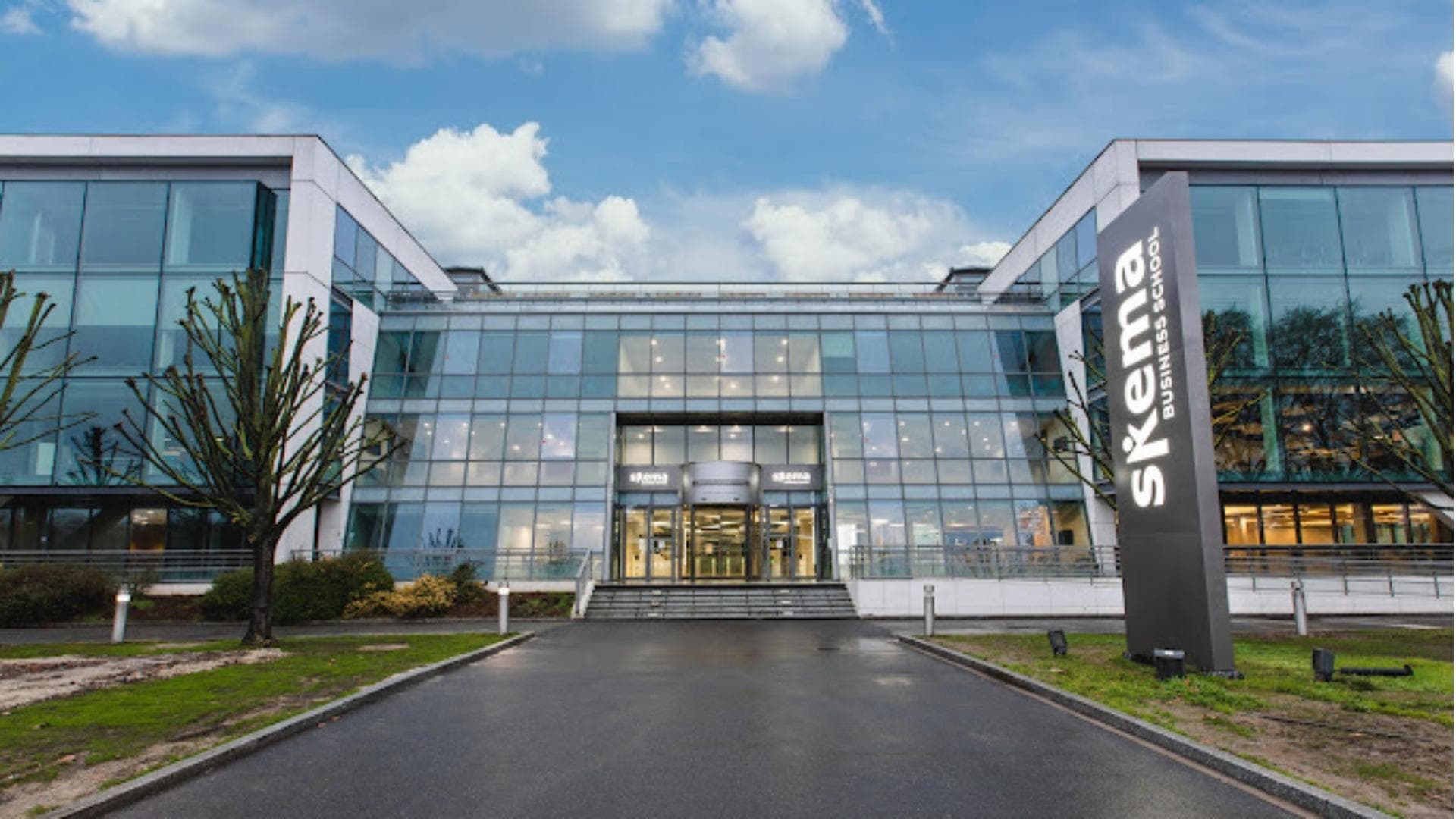 course-image