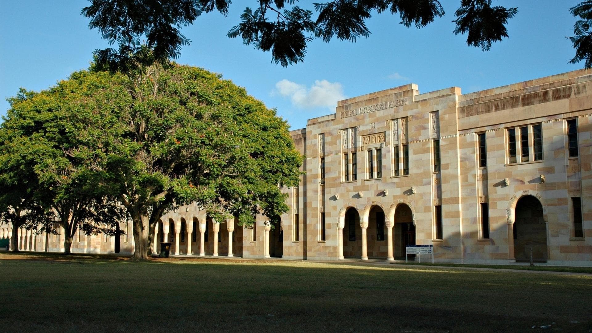 course-image