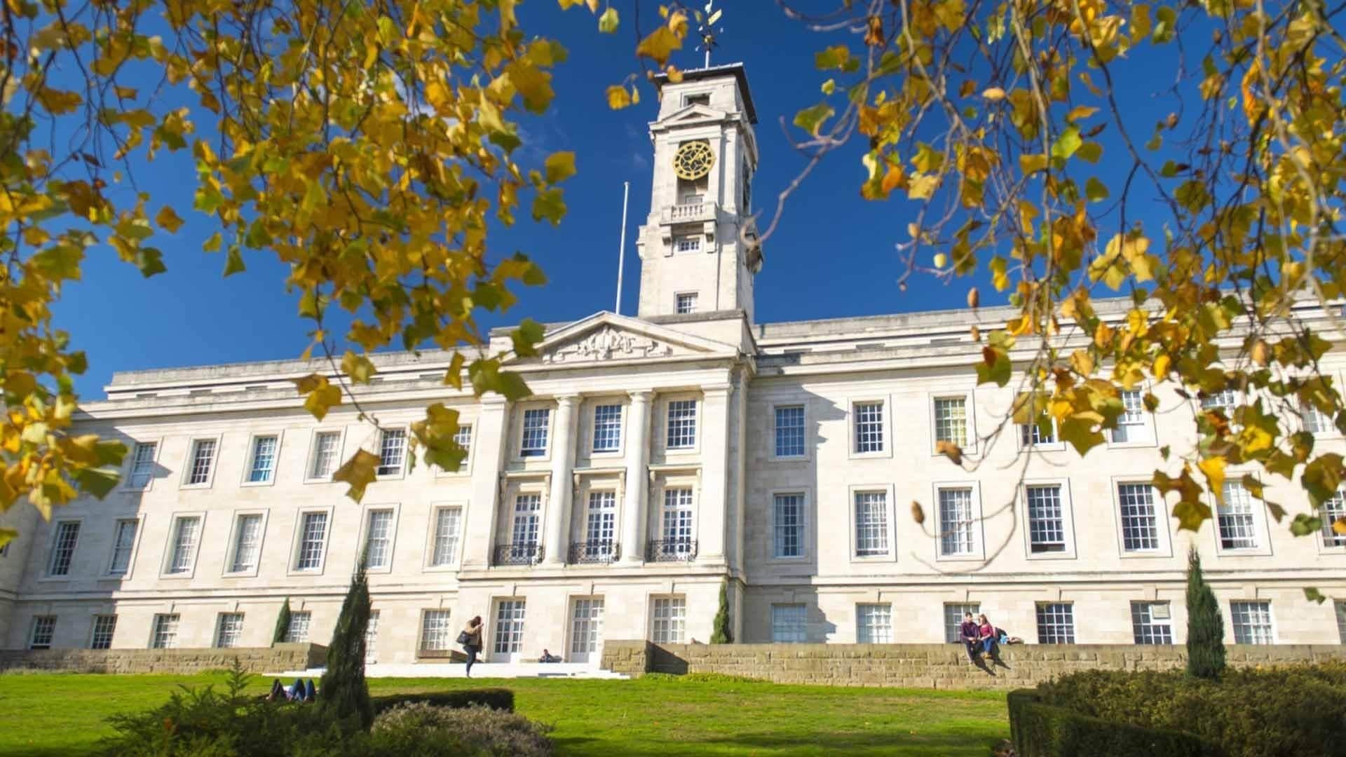 course-image