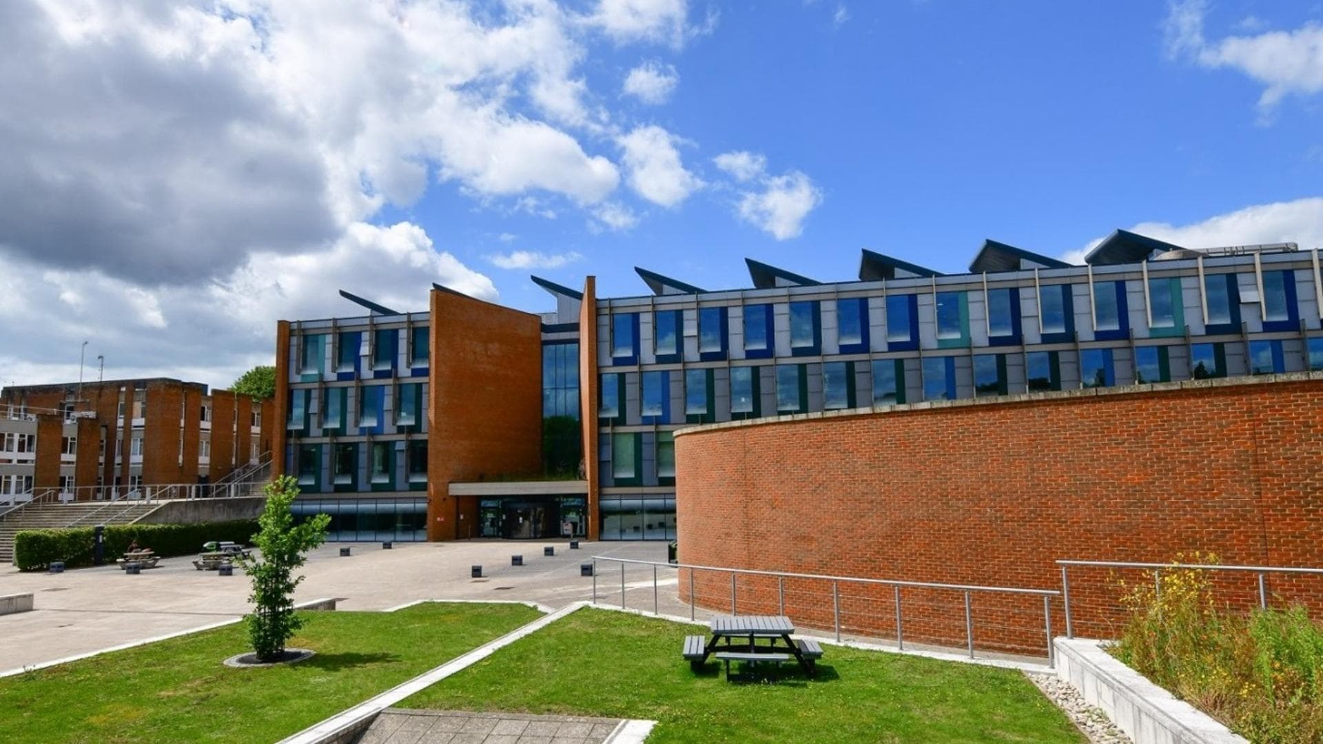 course-image